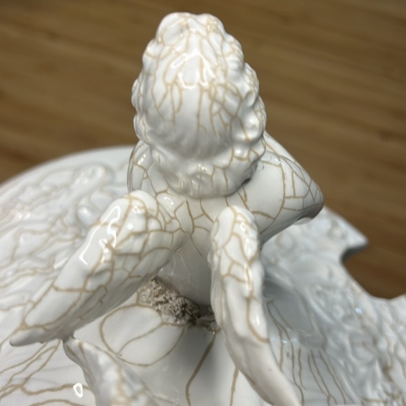 Italian Porcelain serving bowl LID (pedestal, ladle and platter broken 😢 - Picture 6 of 12